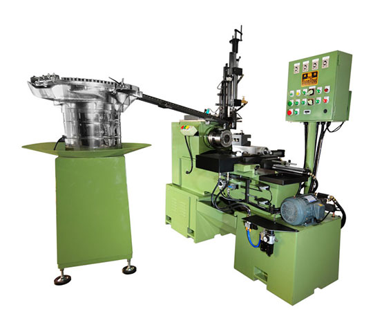 THE WHOLE SET FEEDING SYSTEM OF TRANSPORTING SOCKETS TO THE LATHE