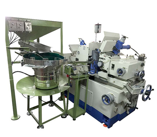 THE WHOLE SET FEEDING SYSTEM OF TRANSPORTING SOCKETS TO THE GRINDING MACHINE