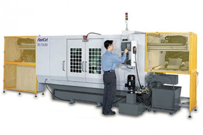 Center Spindle CNC Lathe